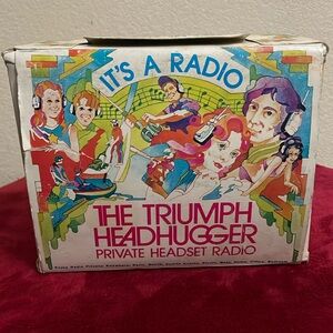 VINTAGE It's a Radio The Triumph Headhugger Private Headset HH66 NEW IN BOX